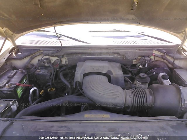 1FMPU16L3YLA75579 - 2000 FORD EXPEDITION XLT ოქროსფერი ფოტო 10