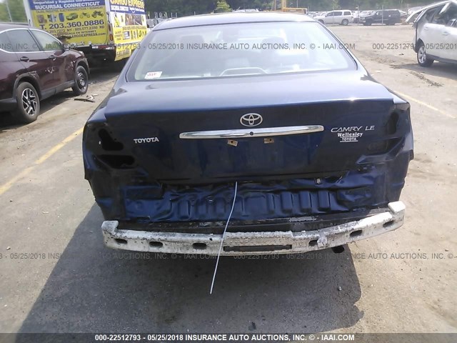 4T1BE30K25U417340 - 2005 TOYOTA CAMRY LE/XLE/SE ლურჯი ფოტო 6