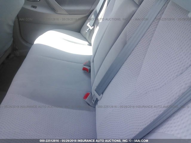 4T1BF3EK0BU119225 - 2011 TOYOTA CAMRY SE/LE/XLE ვერცხლისფერი ფოტო 8