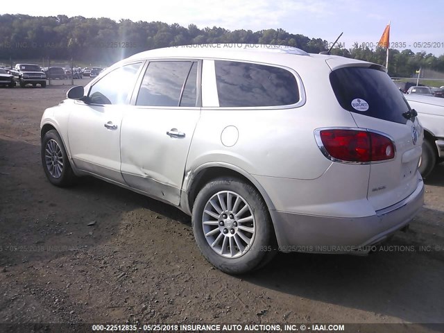 5GAER23768J135412 - 2008 BUICK ENCLAVE CXL WHITE photo 3