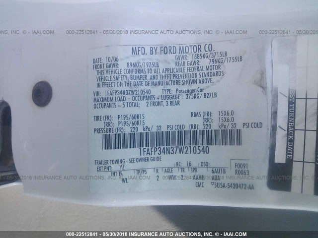 1FAFP34N37W210540 - 2007 FORD FOCUS ZX4/S/SE/SES 白色 照片 9