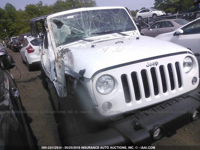 1C4BJWDG7JL834041 - 2018 JEEP WRANGLER UNLIMITE SPORT WHITE photo 1