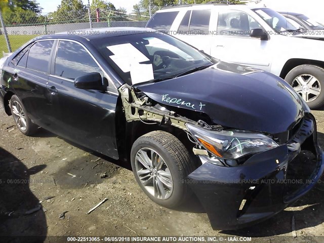 4T1BF1FK1FU063238 - 2015 TOYOTA CAMRY LE/XLE/SE/XSE BLACK photo 1