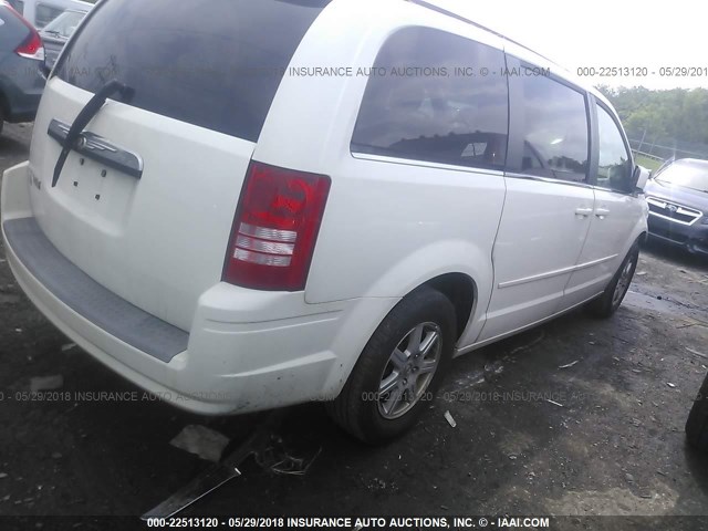 2A8HR54P08R619236 - 2008 CHRYSLER TOWN & COUNTRY TOURING WHITE photo 4