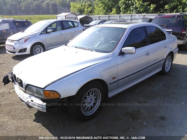 WBADM6341YGU24178 - 2000 BMW 528 I AUTOMATIC SILVER photo 2