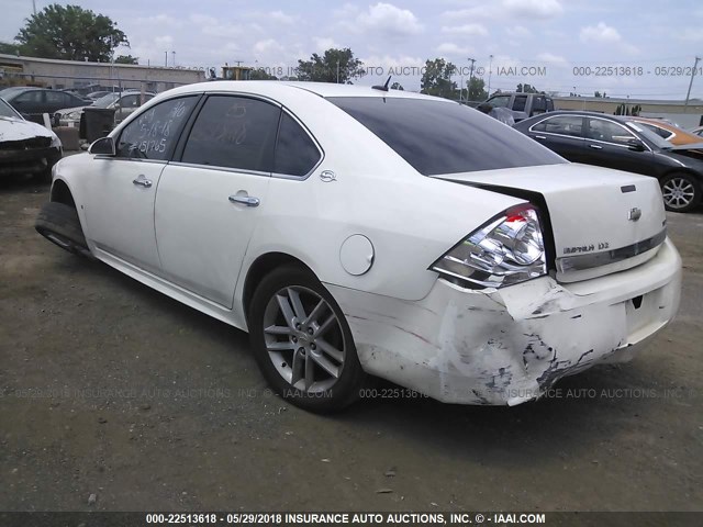 2G1WU57M591274101 - 2009 CHEVROLET IMPALA LTZ WHITE photo 3