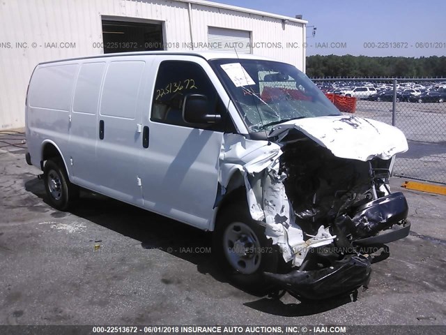 1GCWGAFF8H1248011 - 2017 CHEVROLET EXPRESS G2500  WHITE photo 1