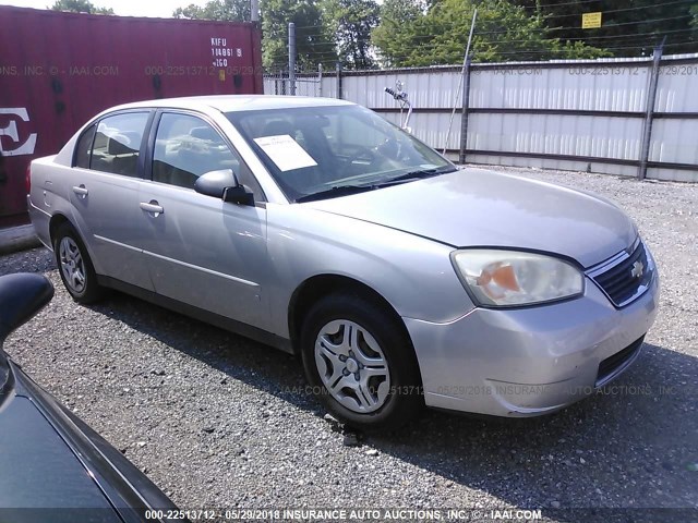 1G1ZS58F88F107807 - 2008 CHEVROLET MALIBU LS 银色 照片 1