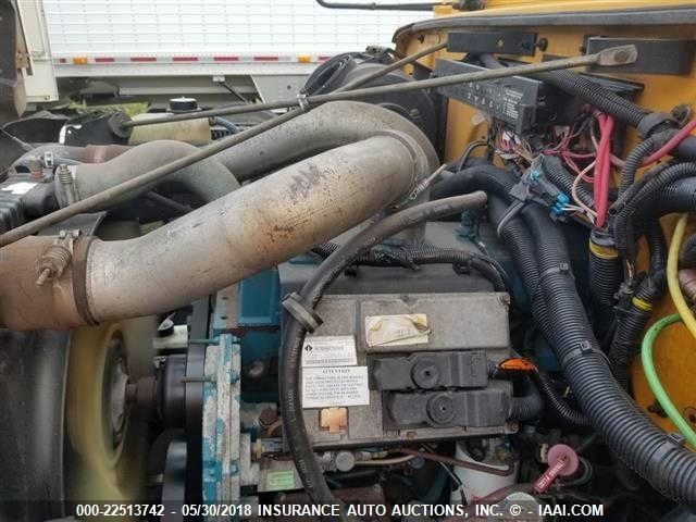 4DRBRAAN34B972020 - 2004 IC CORPORATION 3000 YELLOW photo 9