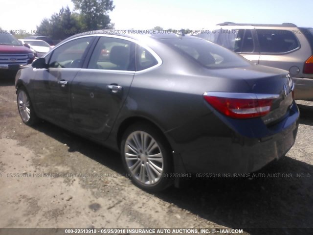 1G4PP5SK4D4208768 - 2013 BUICK VERANO GRAY photo 3