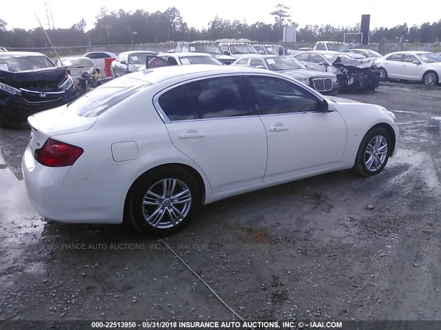 JN1CV6AR9FM522368 - 2015 INFINITI Q40 WHITE photo 4