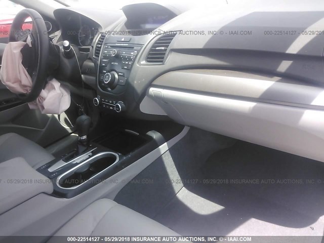 5J8TB4H31JL008087 - 2018 ACURA RDX SILVER photo 5