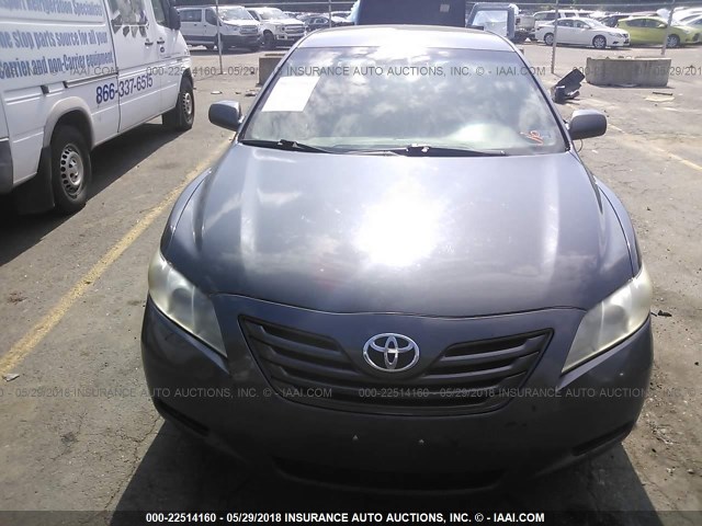 4T1BE46K09U403410 - 2009 TOYOTA CAMRY SE/LE/XLE ნაცრისფერი ფოტო 6