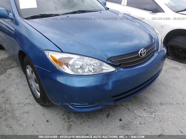 4T1BE32K03U135997 - 2003 TOYOTA CAMRY LE/XLE/SE BLUE photo 6