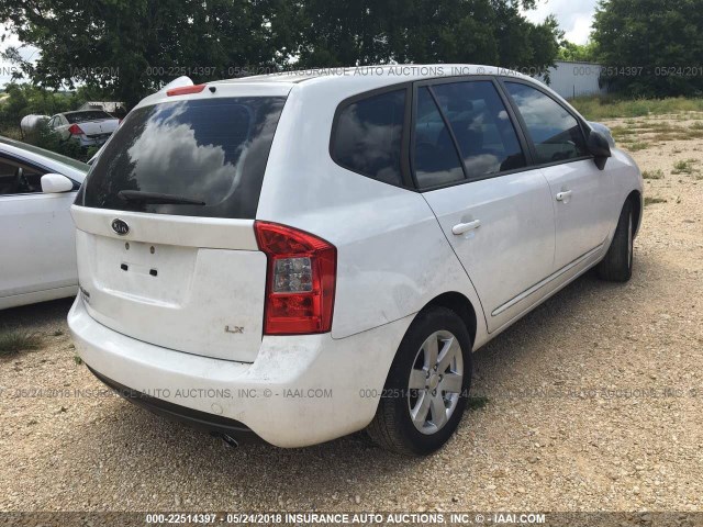 KNAFG525177086896 - 2007 KIA RONDO LX/EX WHITE photo 4