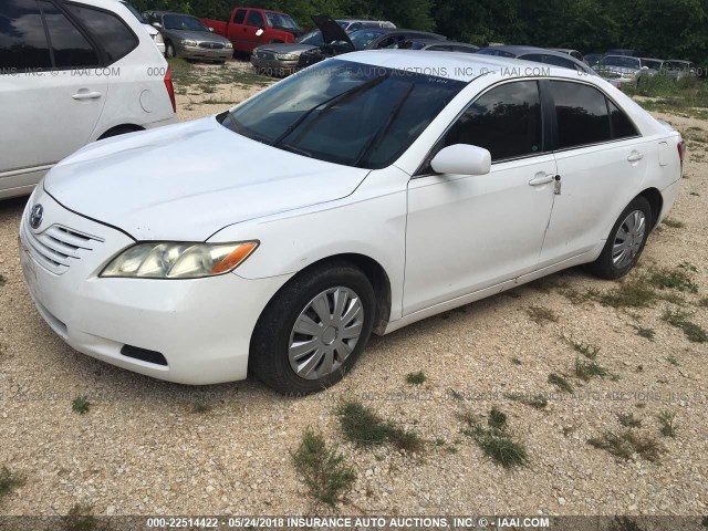 4T1BE46K98U769963 - 2008 TOYOTA CAMRY CE/LE/XLE/SE WHITE photo 2