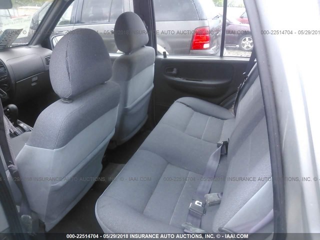 KNDJB723015057785 - 2001 KIA SPORTAGE SILVER photo 8