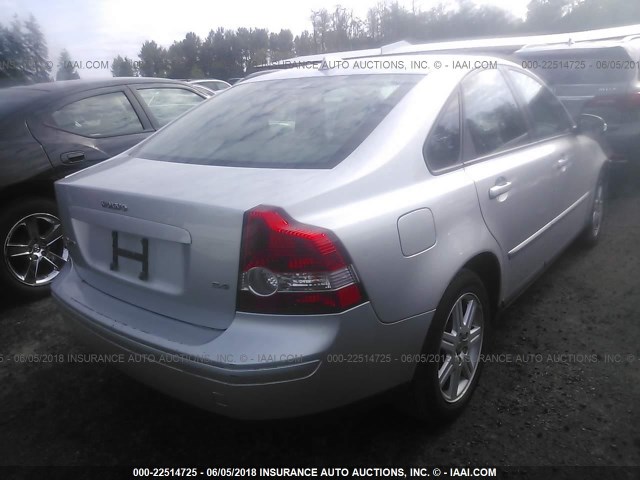 YV1MS382972280027 - 2007 VOLVO S40 2.4I SILVER photo 4