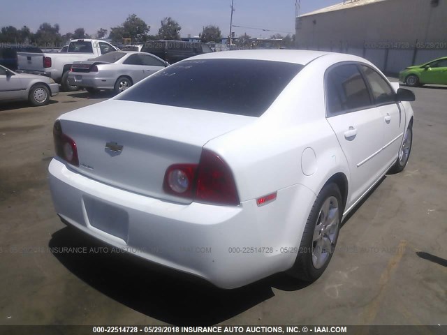 1G1ZA5E08CF286863 - 2012 CHEVROLET MALIBU LS WHITE photo 4