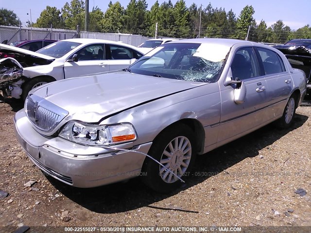 2LNHM82V48X646732 - 2008 LINCOLN TOWN CAR SIGNATURE LIMITED SILVER photo 2