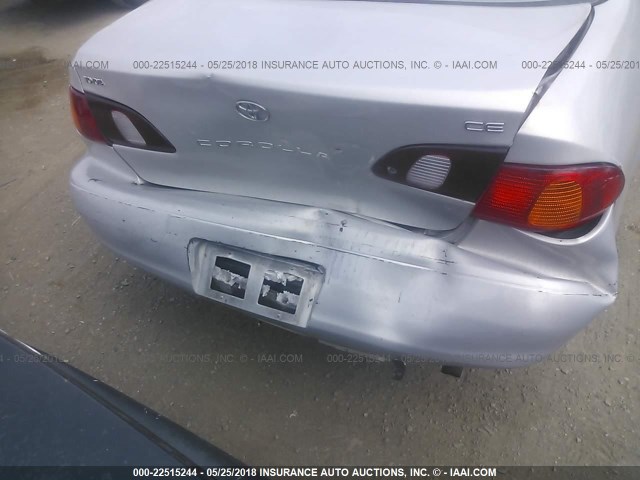 1NXBR12E4YZ352379 - 2000 TOYOTA COROLLA VE/CE/LE 银色 照片 6