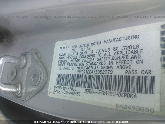 1NXBR12E4YZ352379 - 2000 TOYOTA COROLLA VE/CE/LE 银色 照片 9