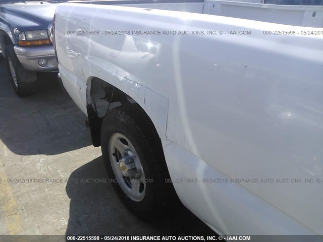 1GCEC14X63Z139365 - 2003 CHEVROLET SILVERADO C1500 WHITE photo 6