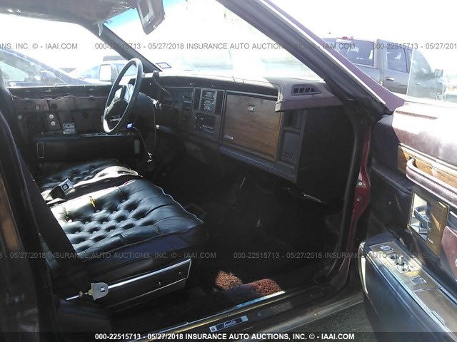 1G6KS6980FE839319 - 1985 CADILLAC SEVILLE RED photo 5