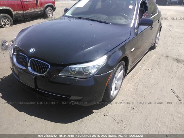 WBANV13548CZ54634 - 2008 BMW 528 XI BLACK photo 2