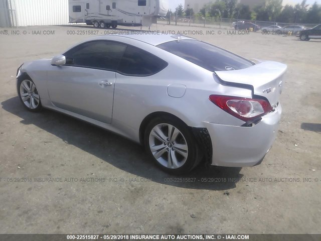 KMHHU6KH7BU045652 - 2011 HYUNDAI GENESIS COUPE 3.8L SILVER photo 3