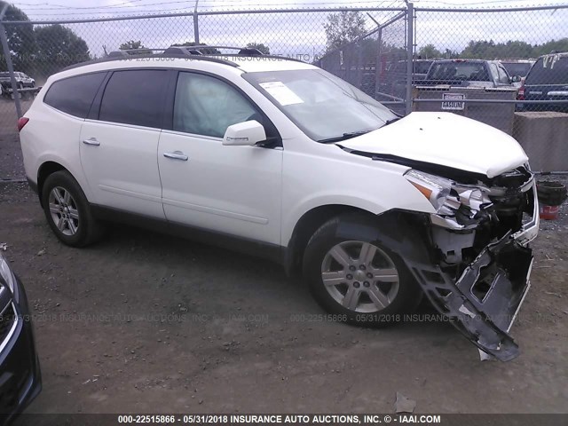 1GNKVGED4CJ254136 - 2012 CHEVROLET TRAVERSE LT WHITE photo 1