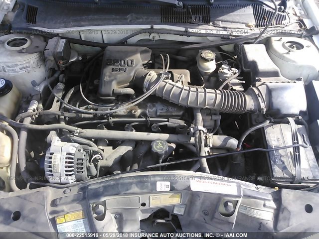 1G1JF5245W7134432 - 1998 CHEVROLET CAVALIER LS WHITE photo 10