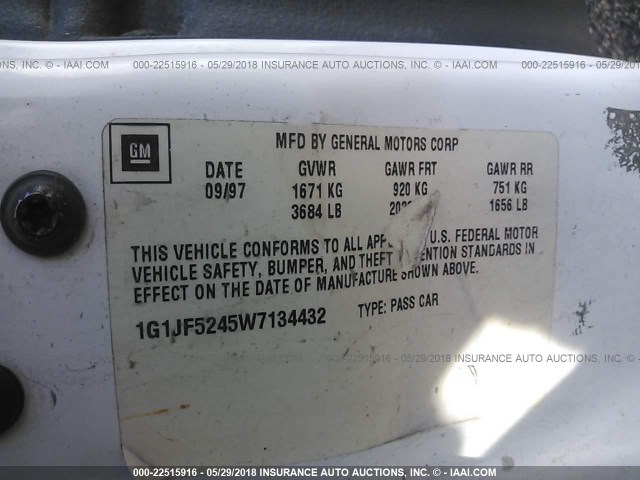 1G1JF5245W7134432 - 1998 CHEVROLET CAVALIER LS WHITE photo 9