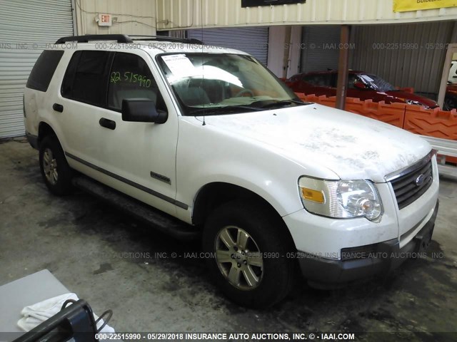 1FMEU62E86UA61115 - 2006 FORD EXPLORER XLS WHITE photo 1