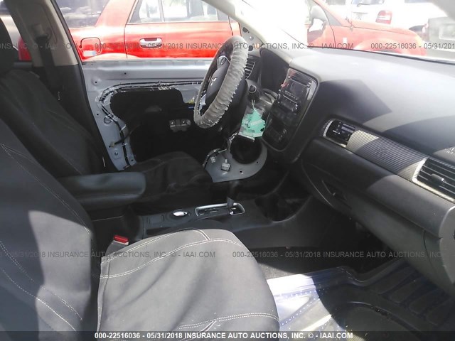 JA4AD2A33GZ012186 - 2016 MITSUBISHI OUTLANDER ES 白色 照片 5