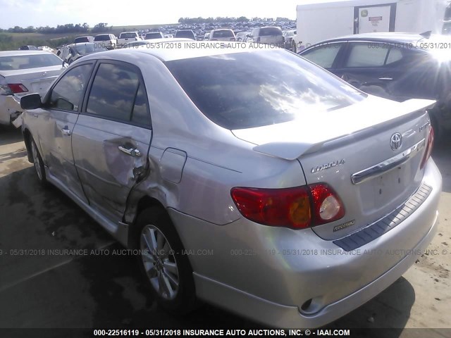 1NXBU4EE7AZ233985 - 2010 TOYOTA COROLLA S/LE/XLE SILVER photo 3