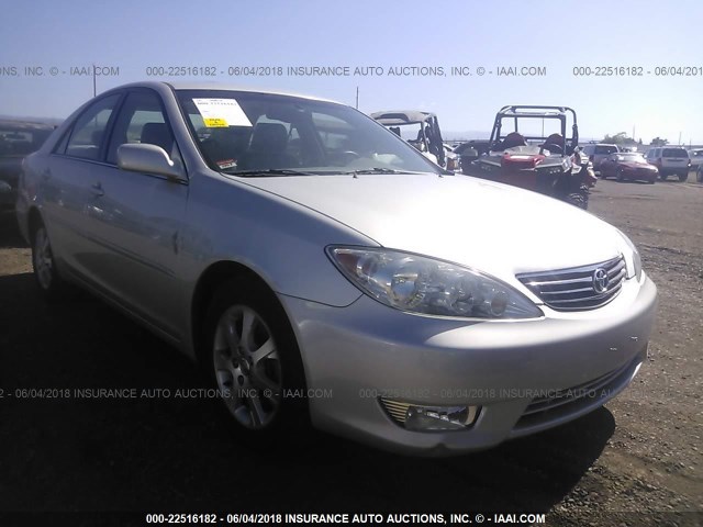 4T1BF30K75U620351 - 2005 TOYOTA CAMRY LE/XLE/SE ვერცხლისფერი ფოტო 6