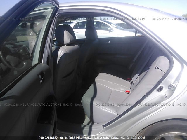 4T1BF30K75U620351 - 2005 TOYOTA CAMRY LE/XLE/SE ვერცხლისფერი ფოტო 8