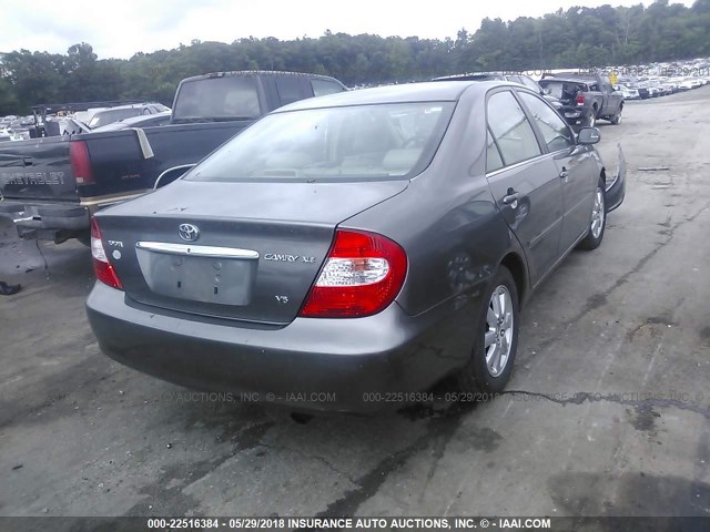 JTDBF30KX20080761 - 2002 TOYOTA CAMRY LE/XLE/SE ნაცრისფერი ფოტო 4
