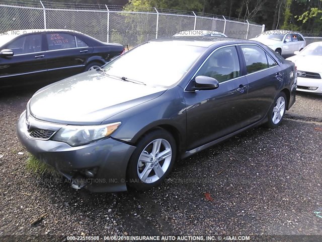 4T1BF1FK4CU086976 - 2012 TOYOTA CAMRY SE/LE/XLE 灰色 照片 2