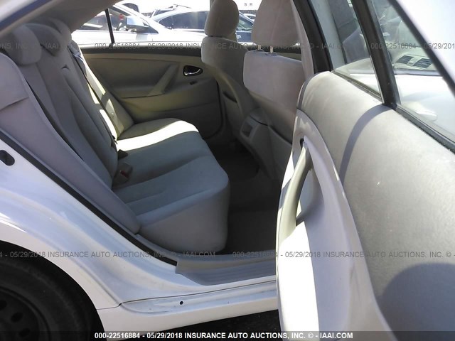 4T4BF3EK4AR008956 - 2010 TOYOTA CAMRY SE/LE/XLE WHITE photo 8
