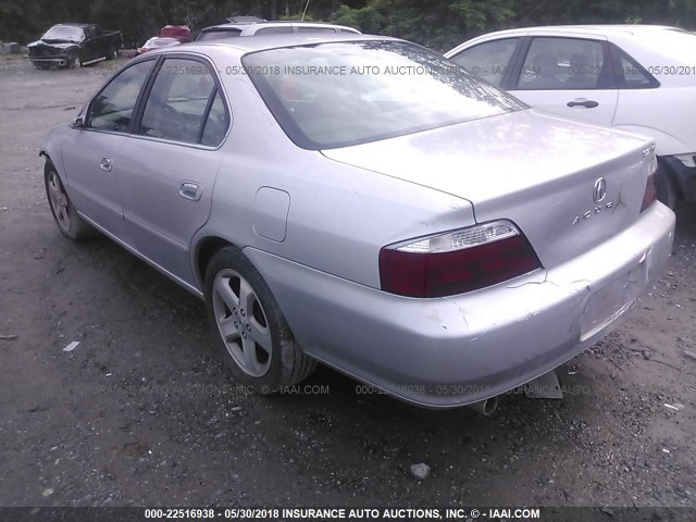 19UUA56882A020682 - 2002 ACURA 3.2TL TYPE-S SILVER photo 3