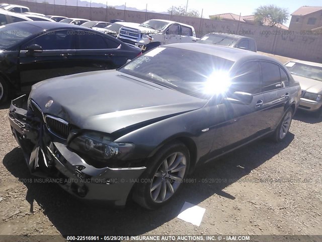 WBAHN83557DT69012 - 2007 BMW 750 GRAY photo 2