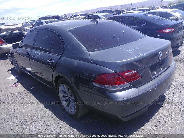 WBAHN83557DT69012 - 2007 BMW 750 GRAY photo 3