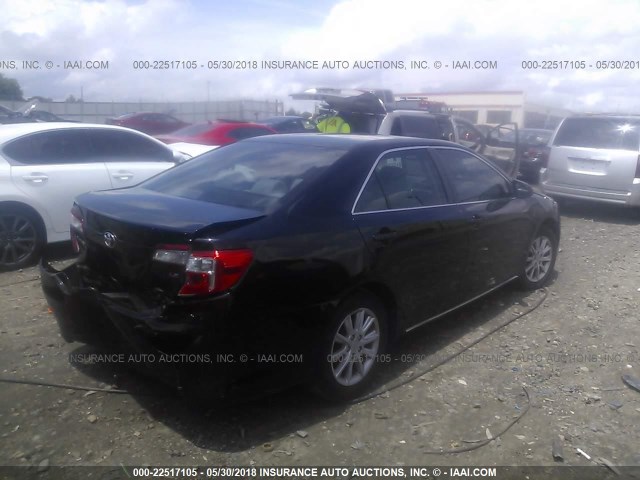 4T1BF1FK0CU090765 - 2012 TOYOTA CAMRY SE/LE/XLE 黑色 照片 4