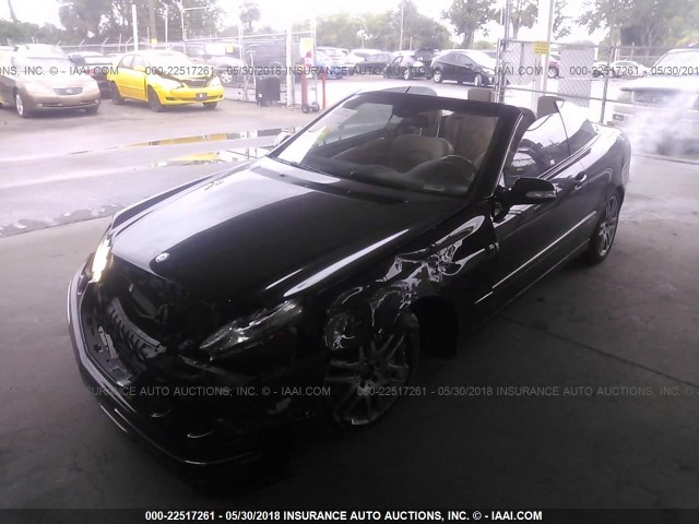 WDBTK56FX8F234864 - 2008 MERCEDES-BENZ CLK 350 BLACK photo 2