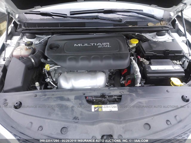 1C3CCCCB3FN680866 - 2015 CHRYSLER 200 C WHITE photo 10