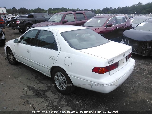 4T1BG22K11U796634 - 2001 TOYOTA CAMRY CE/LE/XLE 白色 照片 3