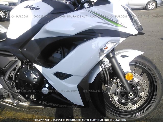 JKAEXEJ11HDA00936 - 2017 KAWASAKI EX650 J თეთრი ფოტო 5