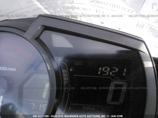 JKAEXEJ11HDA00936 - 2017 KAWASAKI EX650 J თეთრი ფოტო 7